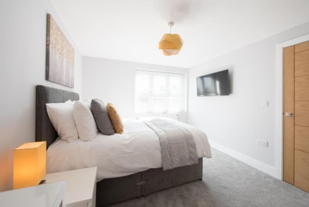 Beautiful, Spacious 1 Bed Flat Brentwood Exterior photo